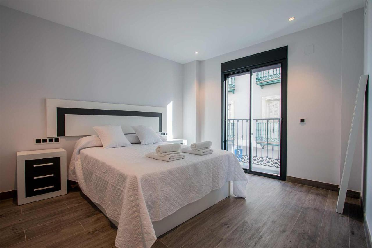 Apartamentos Vacacional En Plaza De Espana Nerja Exteriör bild